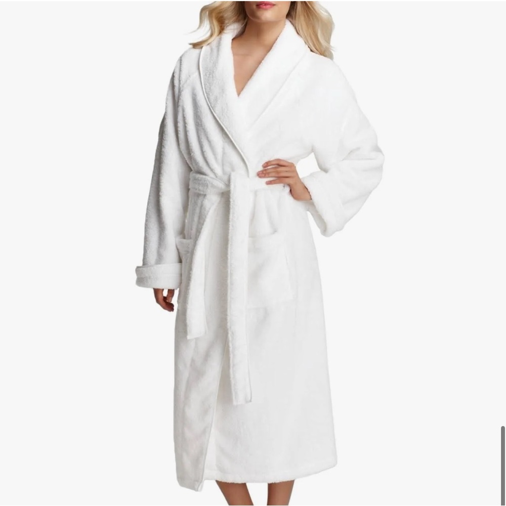 MATOUK CAIRO BATH ROBE - WHITE/WHITE new without tags size M / L Retail $295